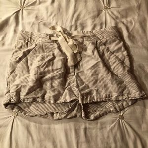 Wilfred Linen Taupe and Creme shorts